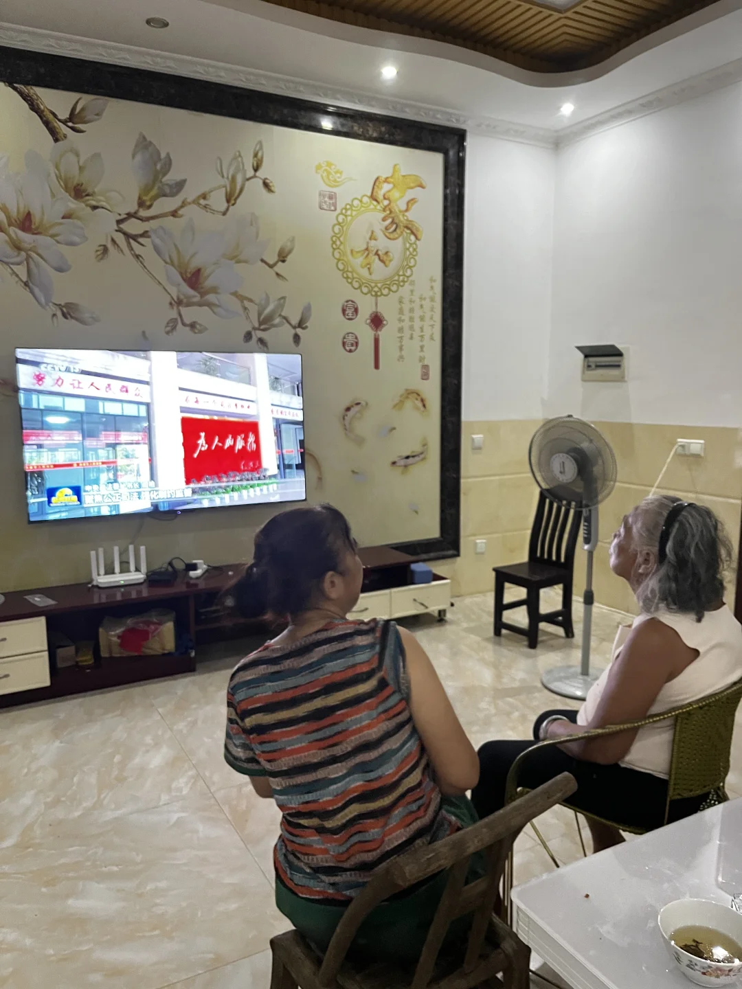 我终于弄懂了电视机要怎么切换网络和直播！