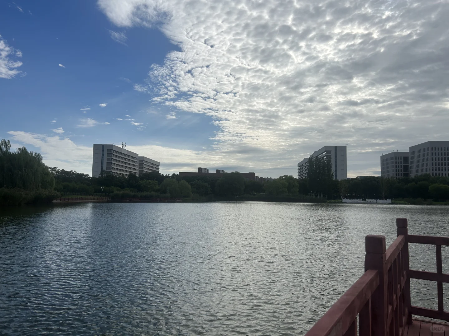 我继续展示我在北京的时刻。我真的很期待二