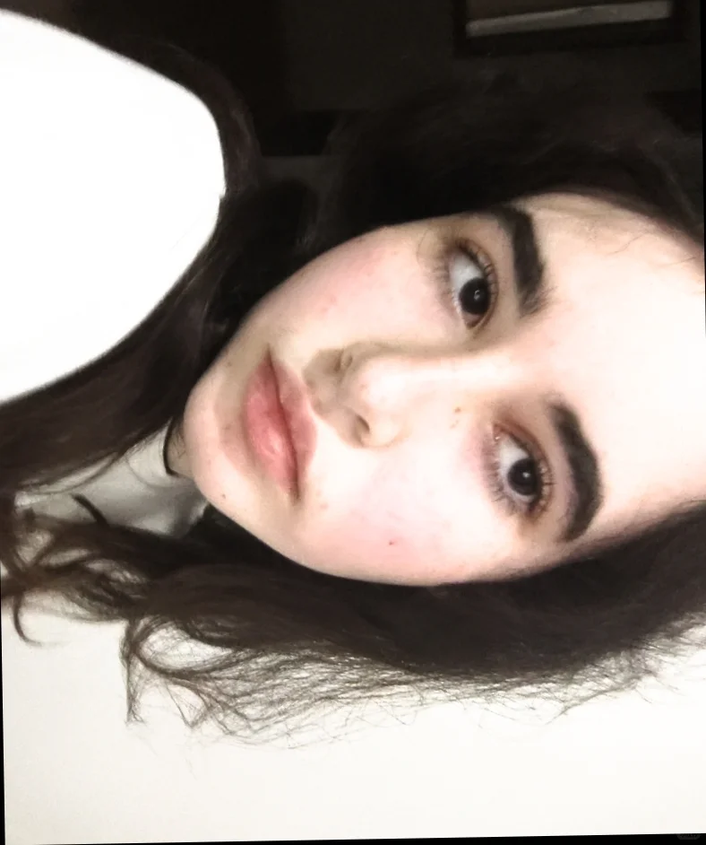 hello how are you ?? :))⋆. 𐙚 ˚