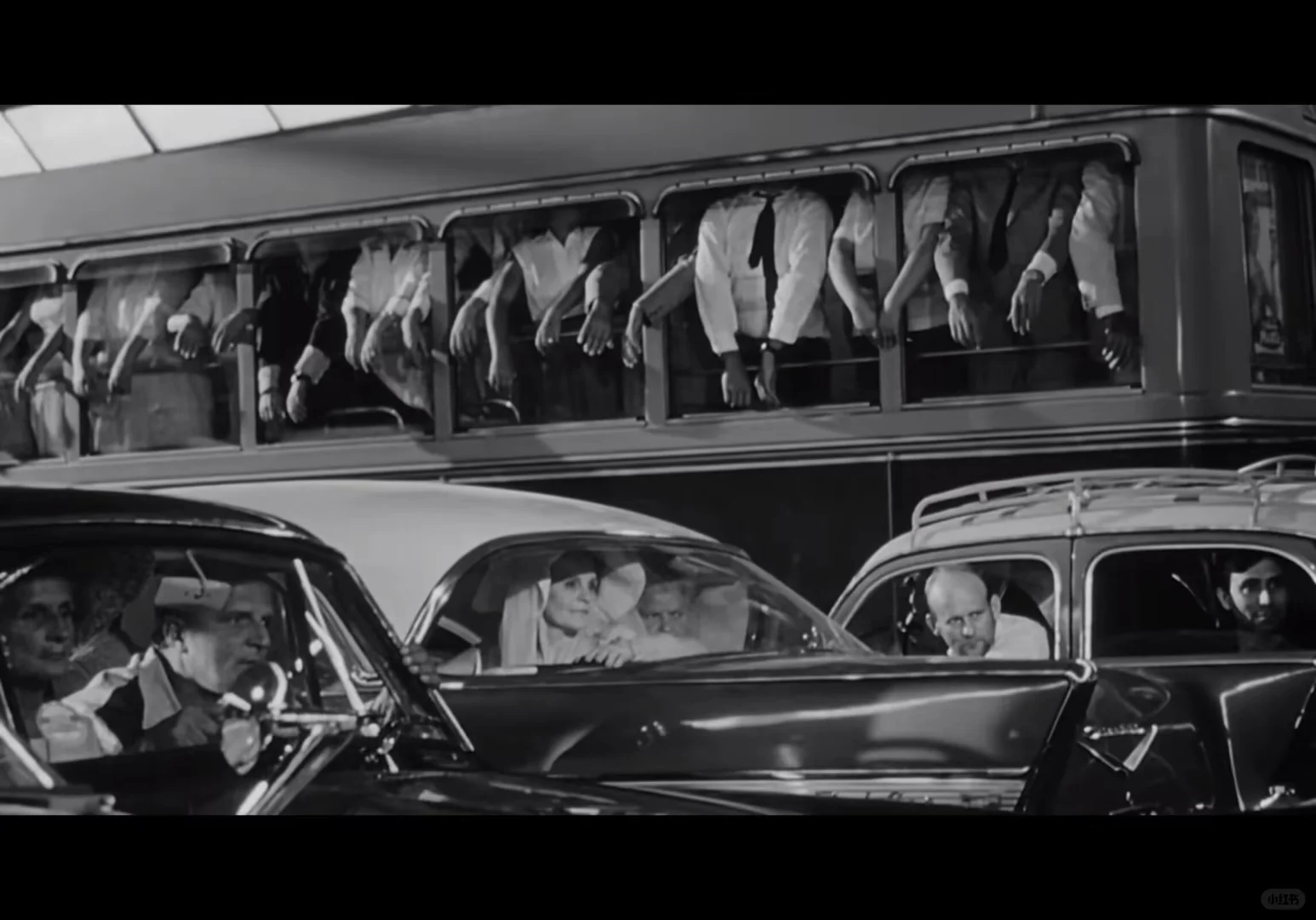 电影|八部半 把观众的大脑放入破壁机