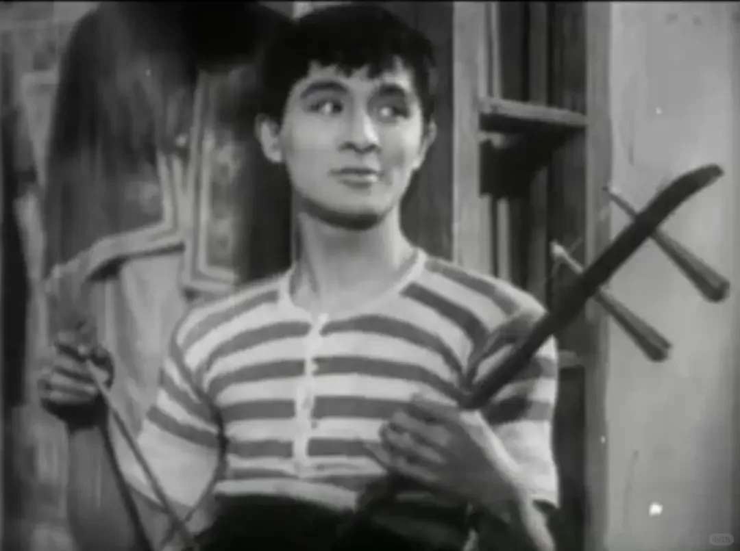 后电影寒假学习计划打卡 （1）《马路天使》