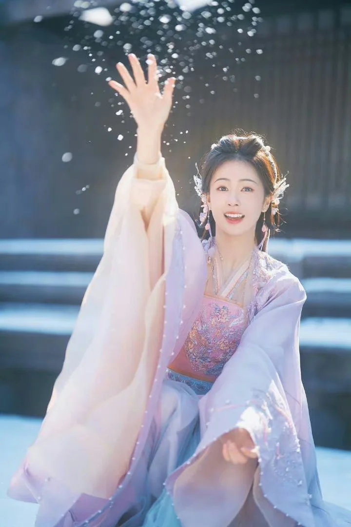 慌剧推荐💥《白月梵星》❗️❗️❗️太太太好看