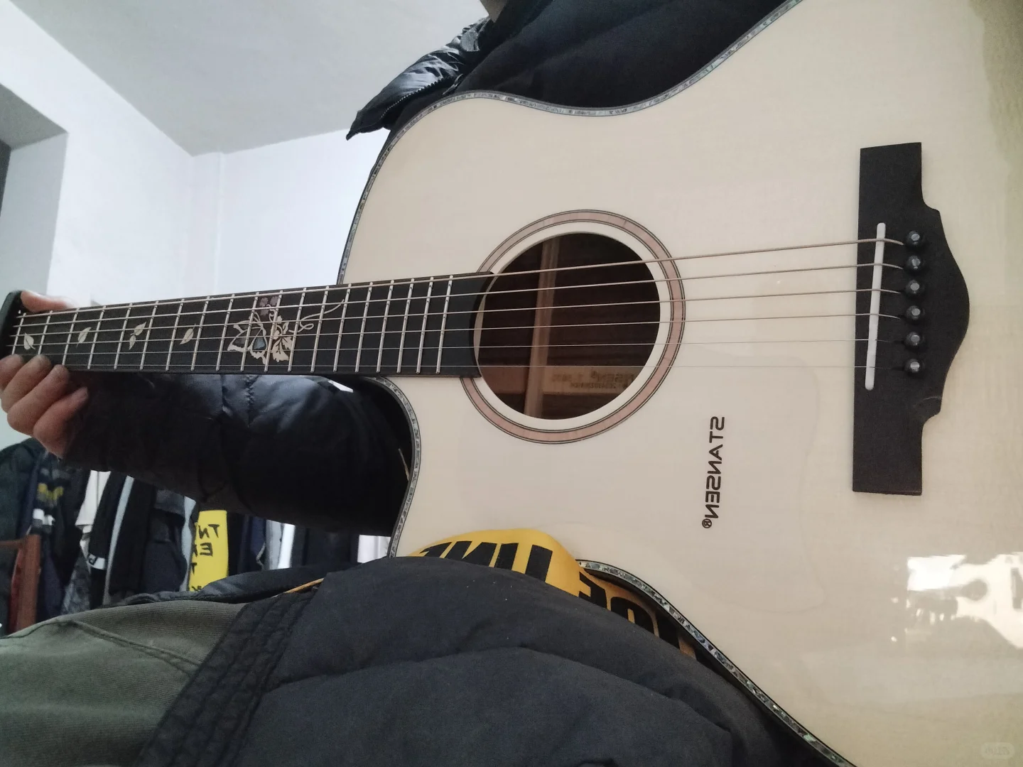 找到了宝藏APP学吉他啦！#AI音乐学园#自学