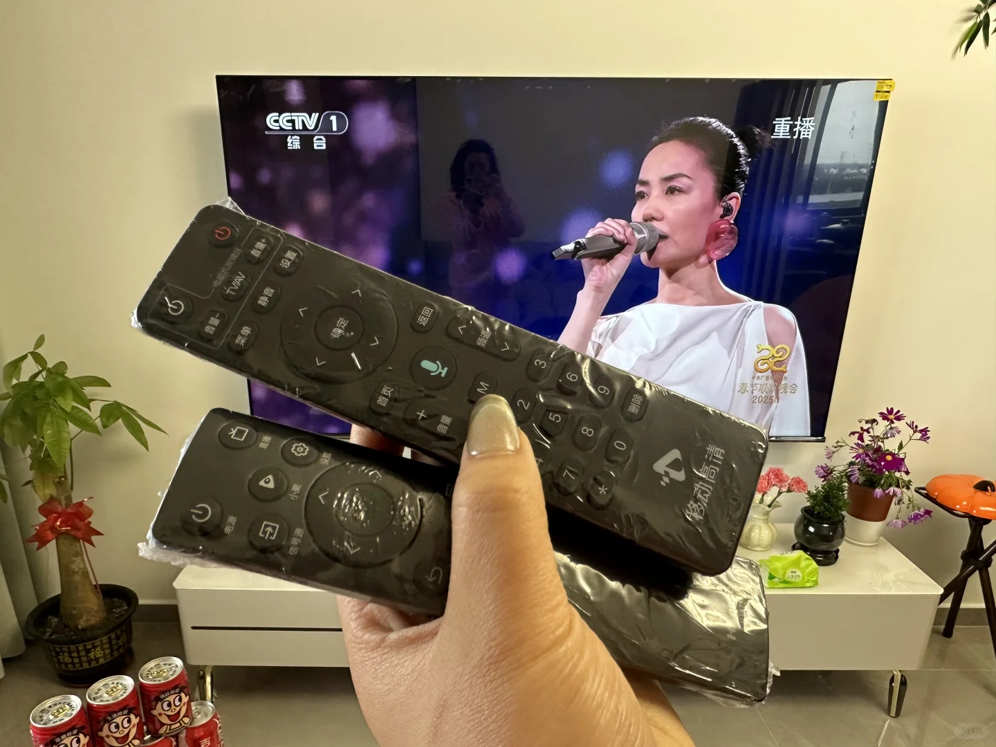 海信电视有黑色机顶盒怎么看直播