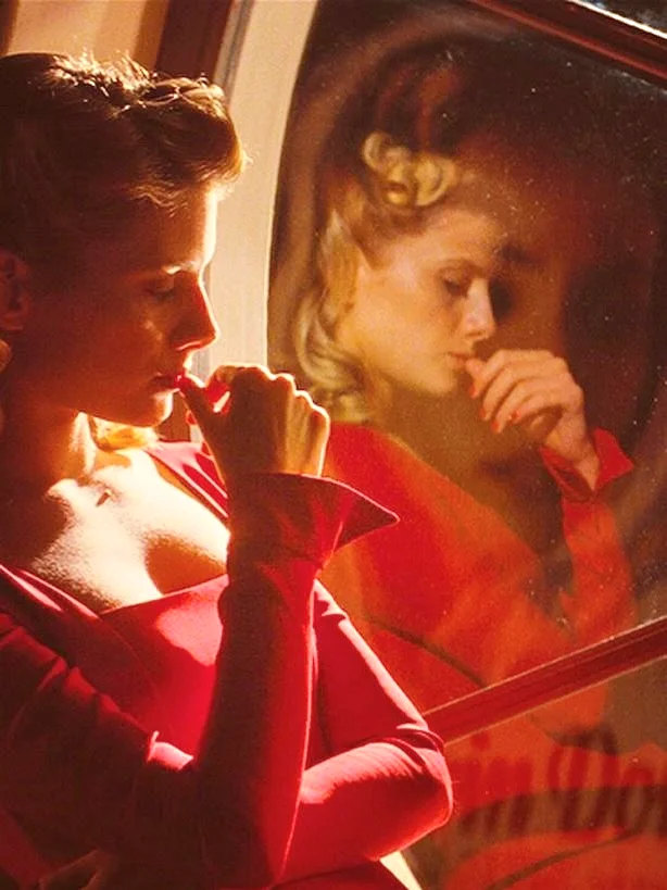 她是后乌玛·瑟曼时代,昆汀电影的绝美缪斯