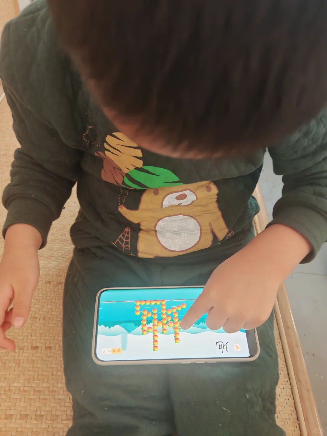 我的两个学霸宝宝，为了识字打起来了❗