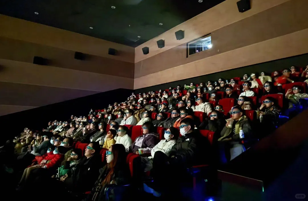 ❗️中国影史首位3岁的百亿影人诞生了