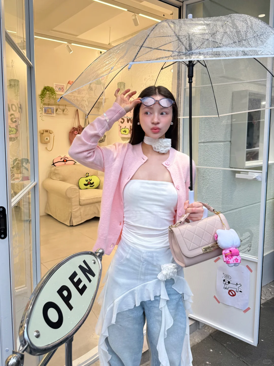 雨天约会☔️｜四郎：粉色娇嫩，如今你几岁⁉️