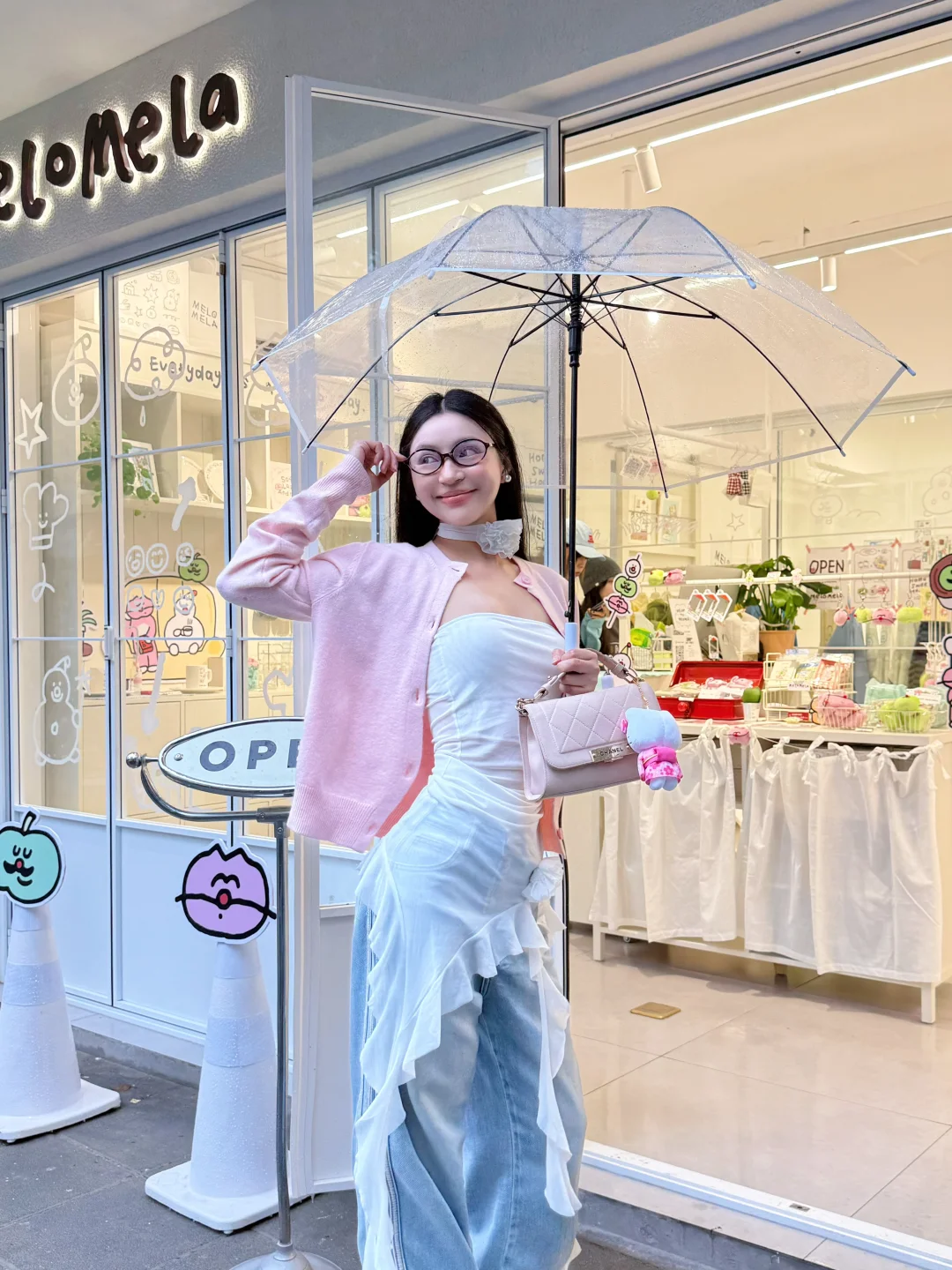 雨天约会☔️｜四郎：粉色娇嫩，如今你几岁⁉️