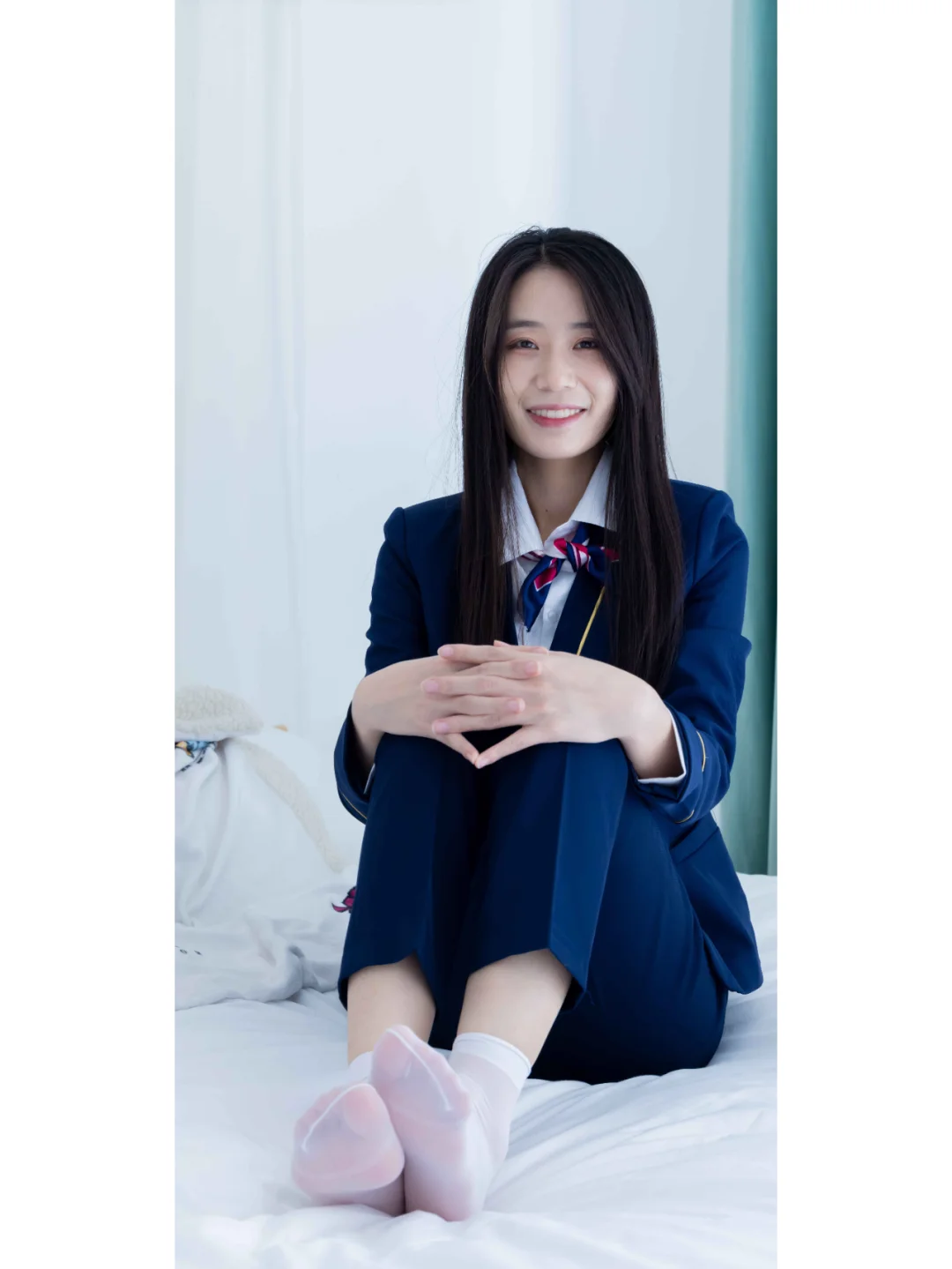 物恋模特菜菜-制服、白丝、3双高跟鞋