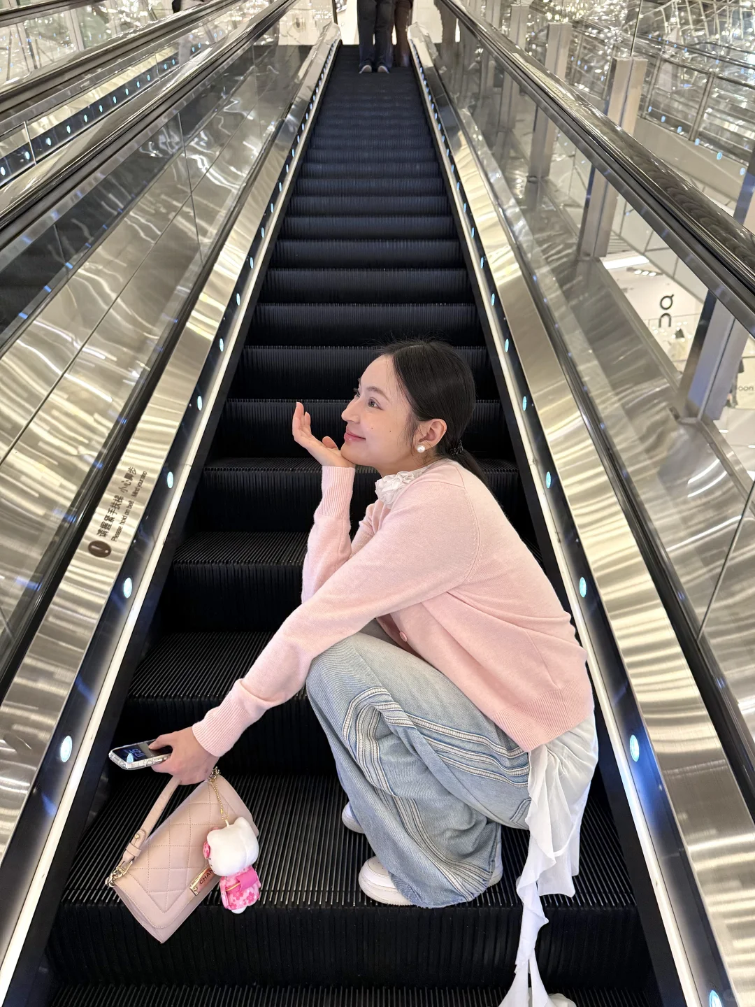 雨天约会☔️｜四郎：粉色娇嫩，如今你几岁⁉️