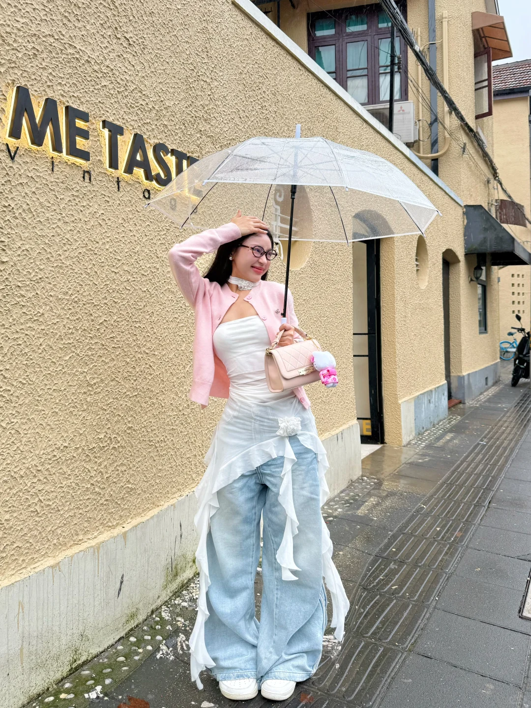 雨天约会☔️｜四郎：粉色娇嫩，如今你几岁⁉️