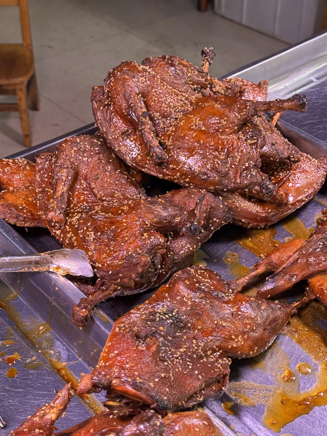 张家店菜市场这个酱板鸭！究极无敌巨！绝！