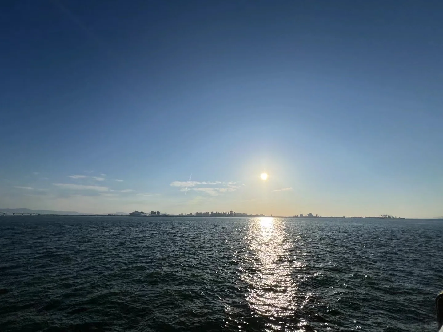 唯阳光与跑道不可辜负