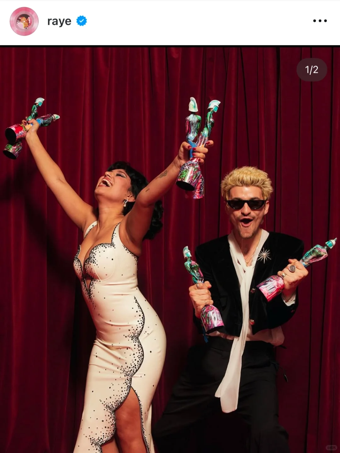 我们的珠宝让🇬🇧巨星Raye团队连发3封邮件！