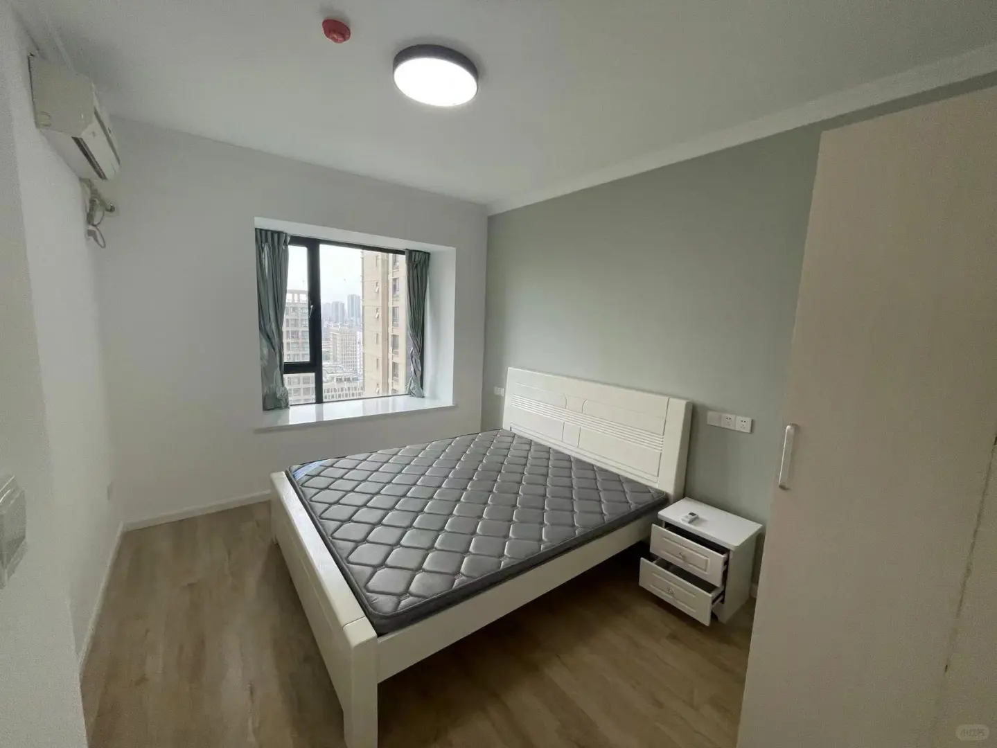 光谷app 软件园 全女生合租!