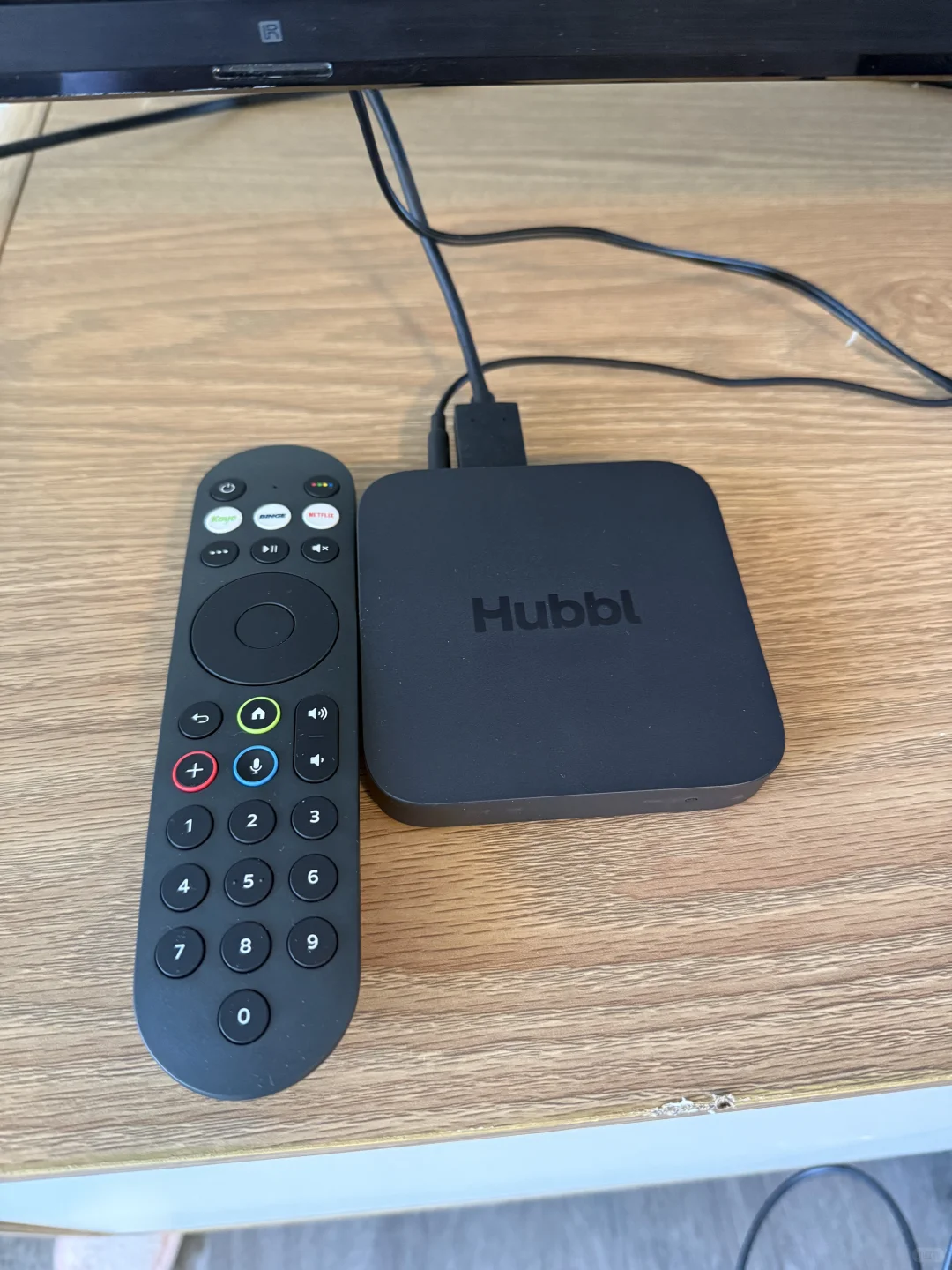 墨爾本BH附近閑置電視機65吋 + 電視小盒子