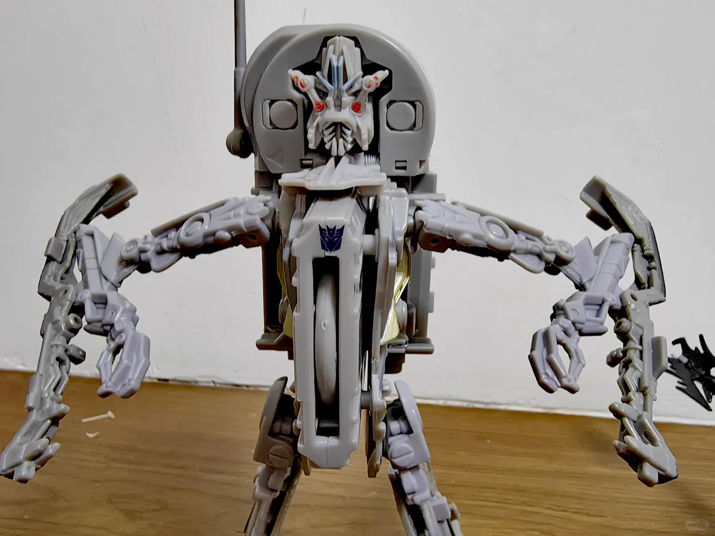 【梅姨阁诗人】真人电影中的磁带部队