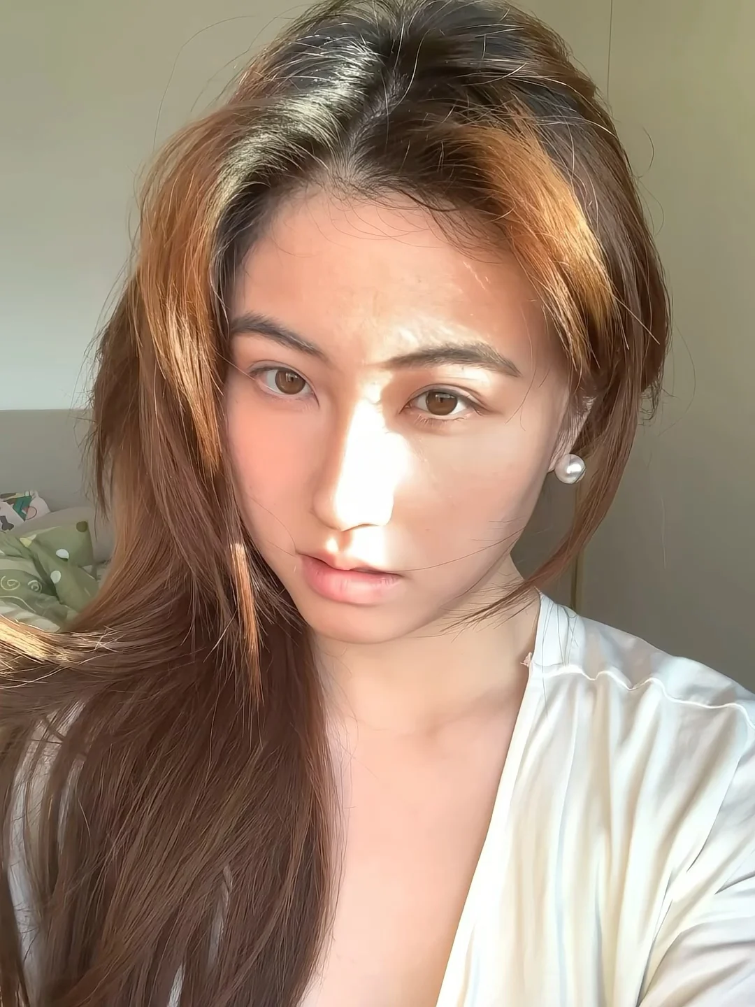 长成这样可以碰瓷张柏芝了吧😅