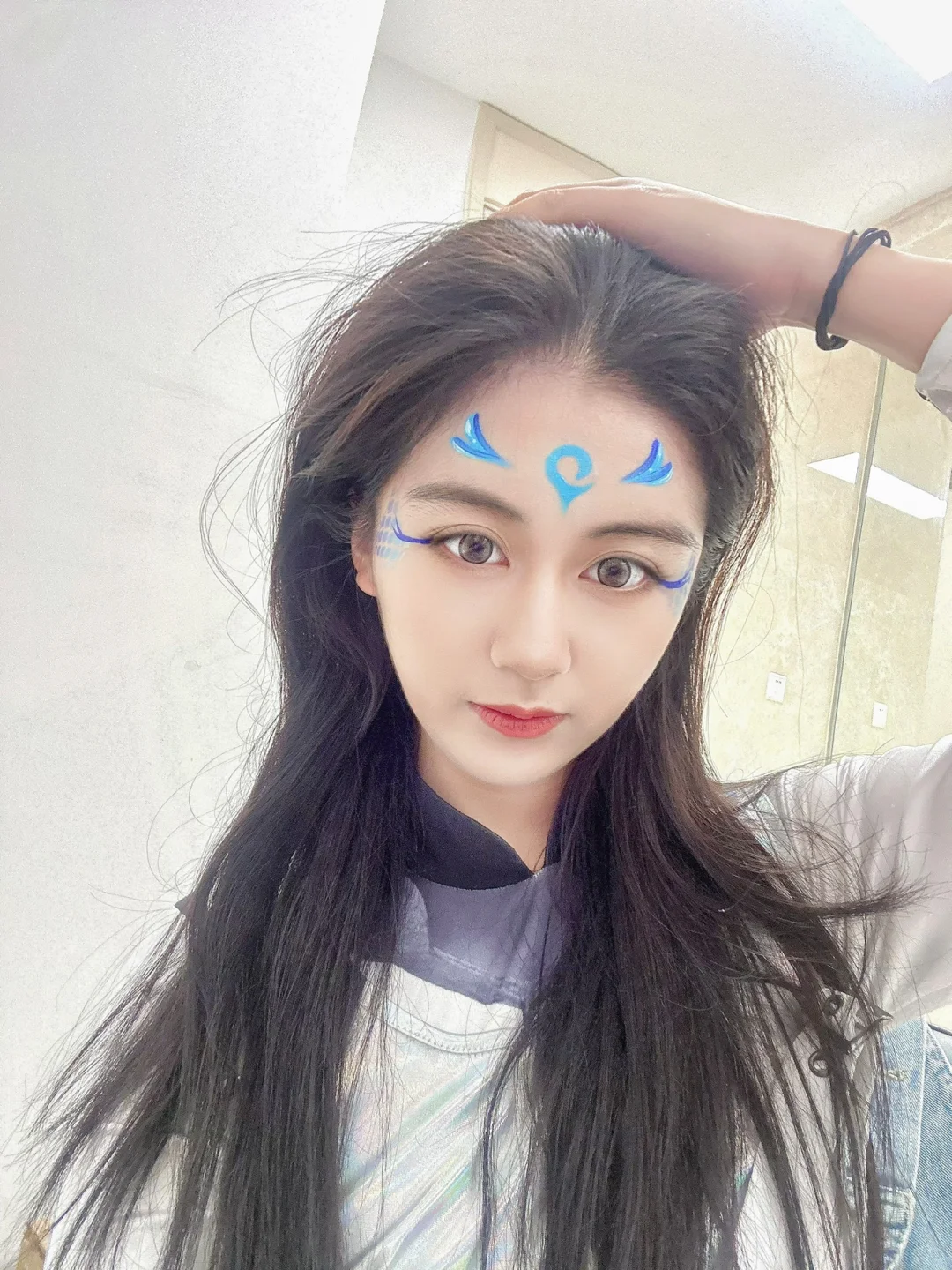 竟然没人知道这女的在AI展偷偷cos敖丙