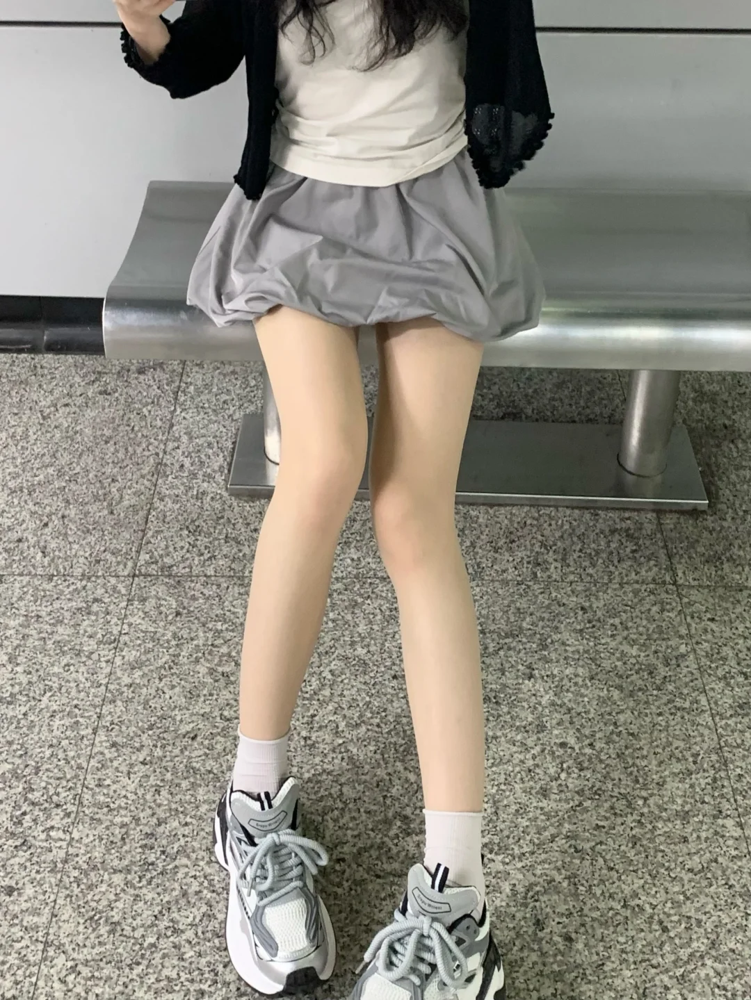 买了一条隐形的防晒丝袜...