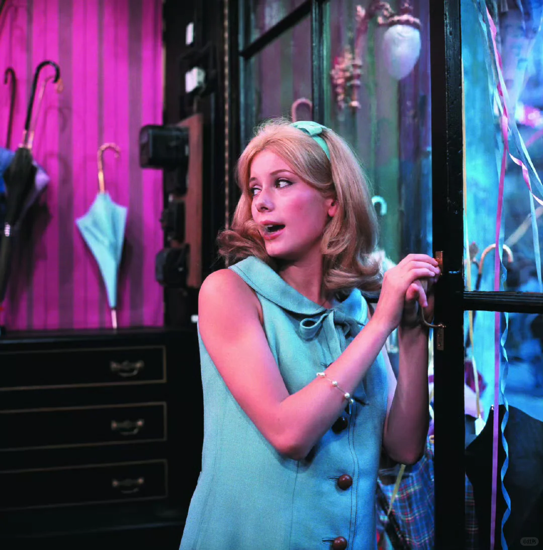 电影美学｜瑟堡的雨伞