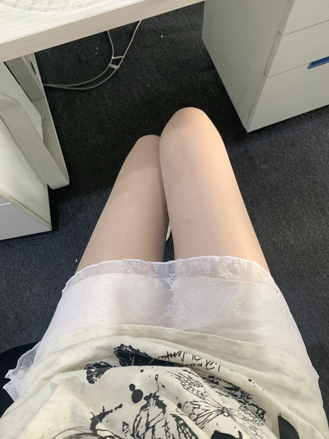 女大第一次尝试美肤袜没想到......