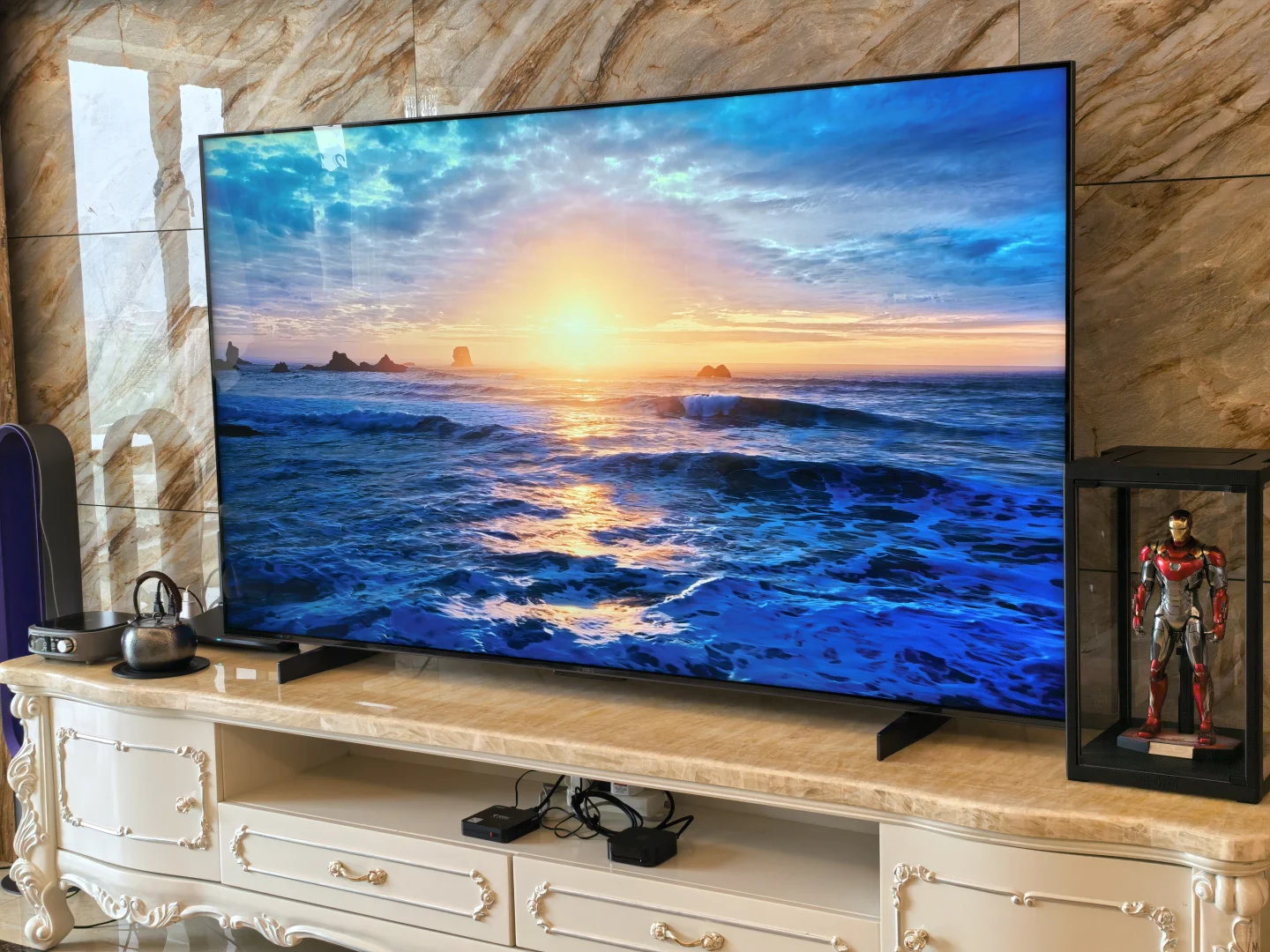 为了这电视盒子我买了台75寸大彩电