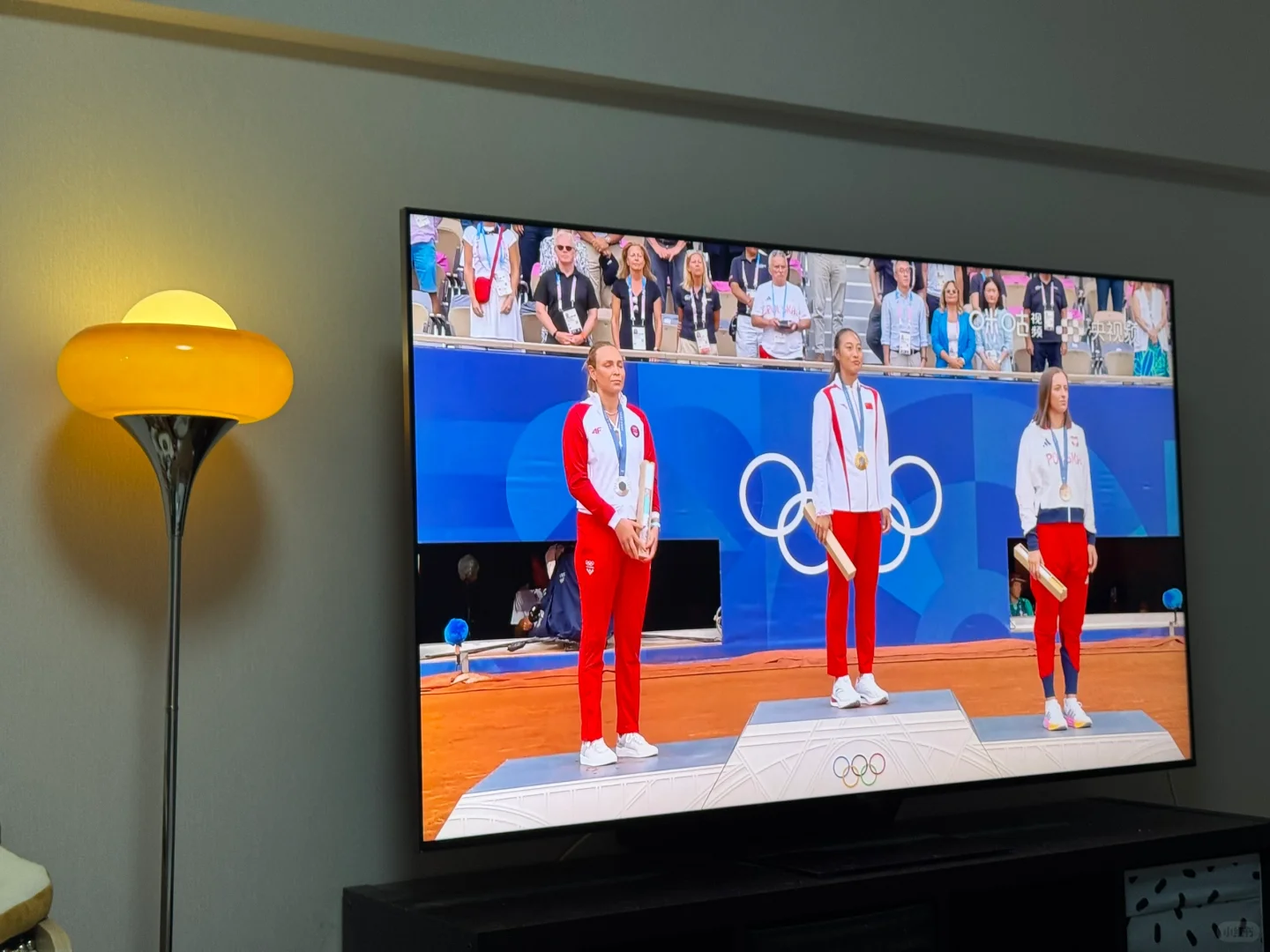 深圳宝安区出一台65寸TCL Q10G pro电视