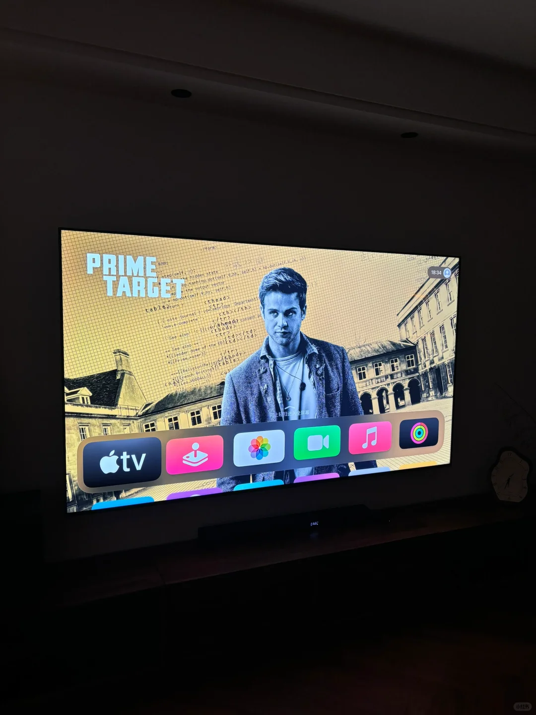 只想窝在家里追该死的剧