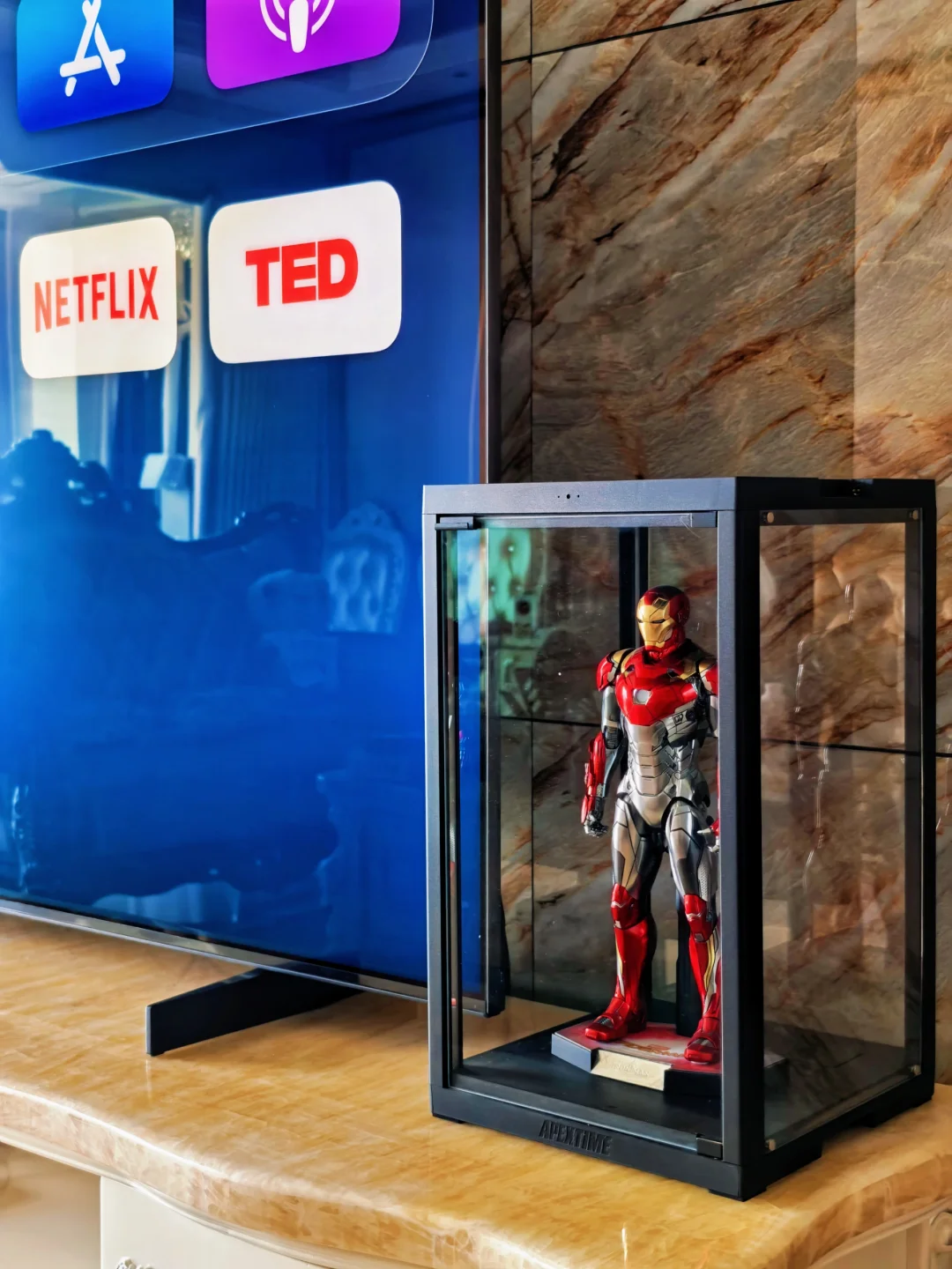 为了这电视盒子我买了台75寸大彩电