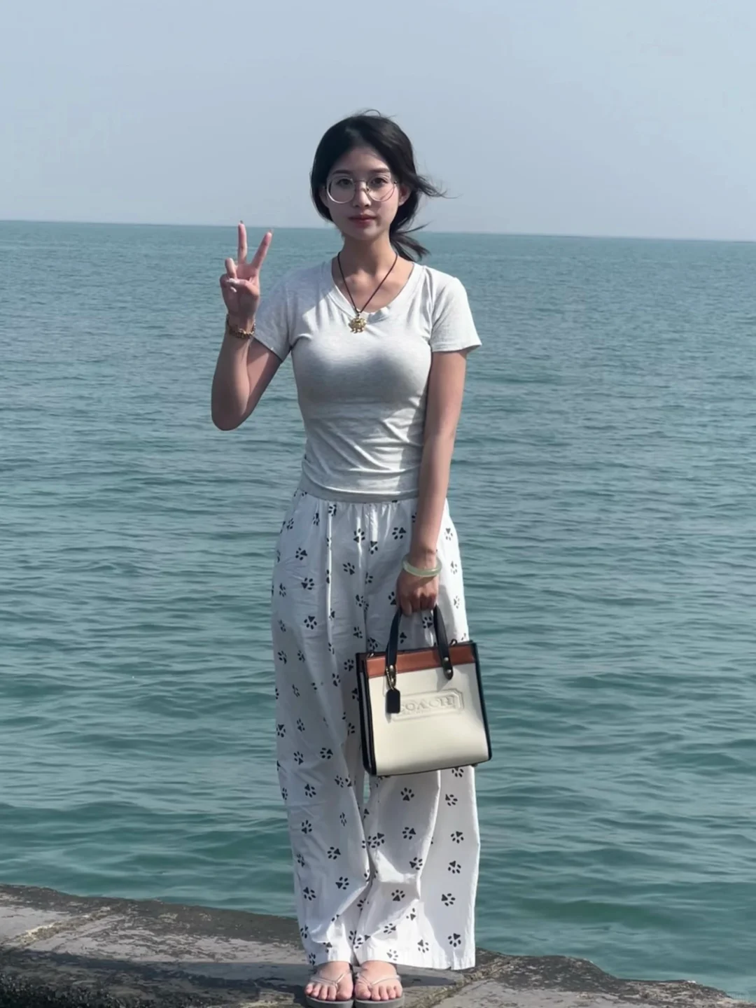 真的很享受好身材带来的松弛感...