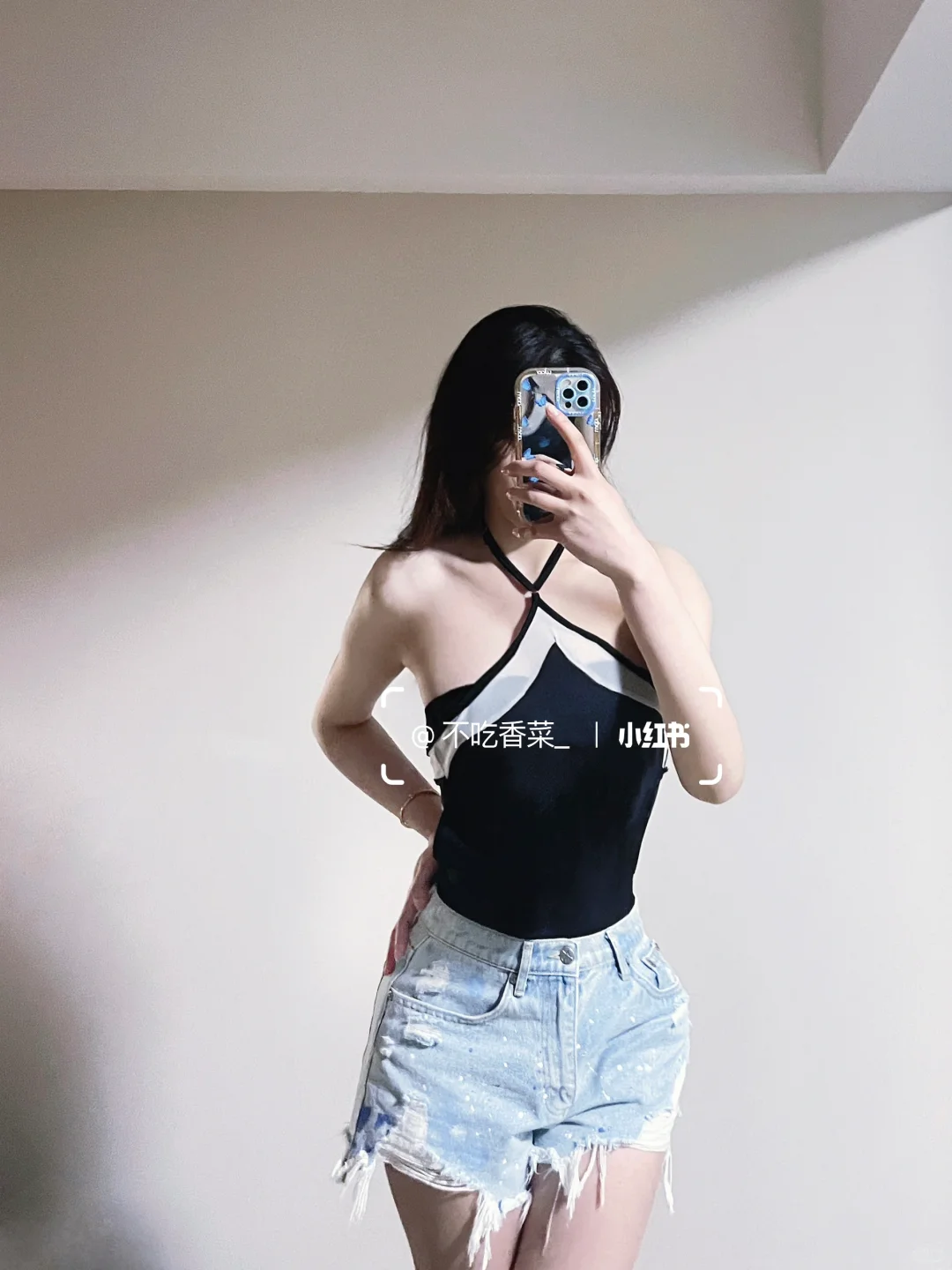 左滑帮我上身 |美出高级感的黑曜石泳衣🖤