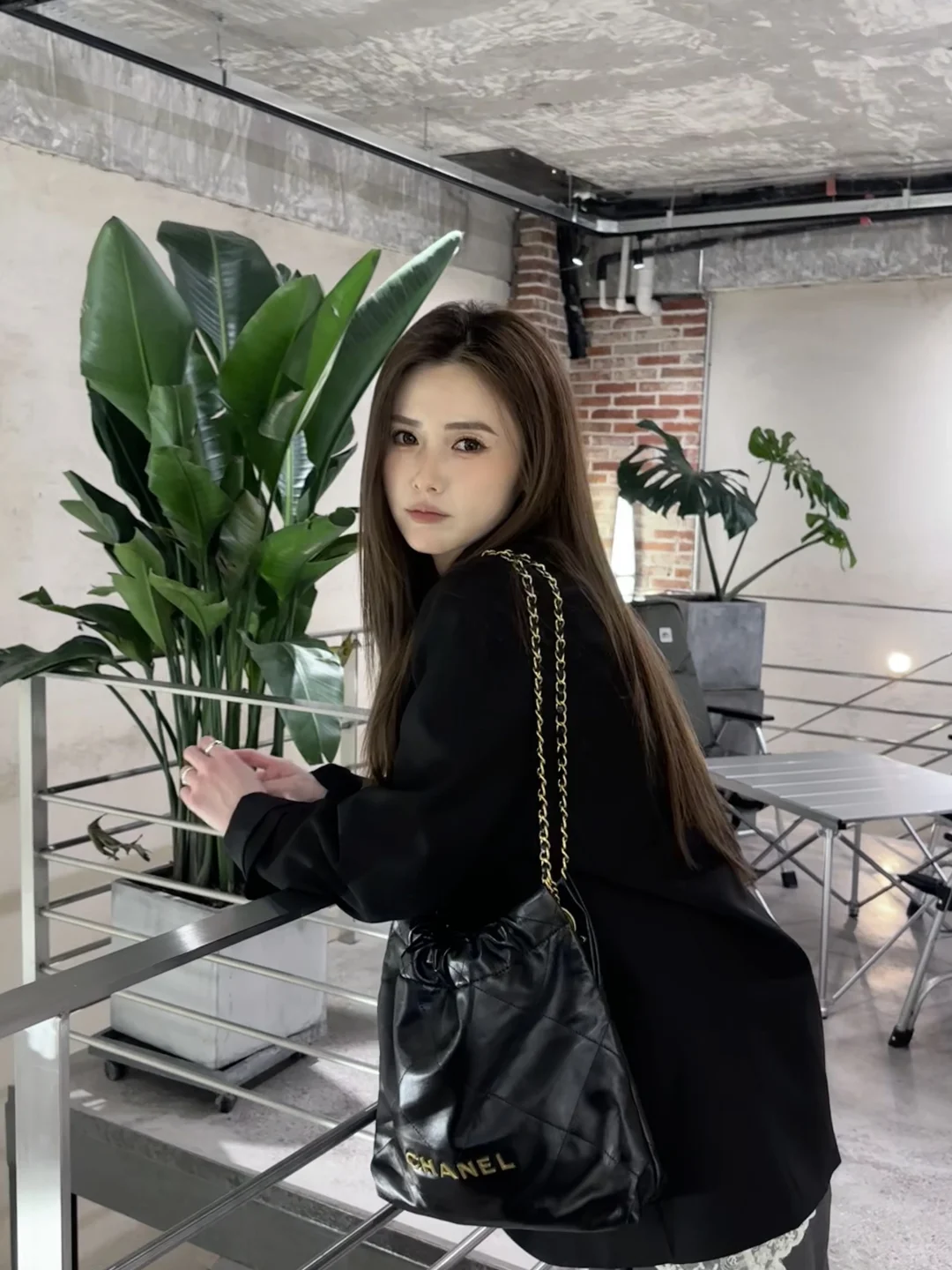 叫一声姐不过分吧？