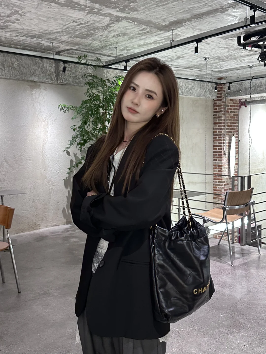 叫一声姐不过分吧？