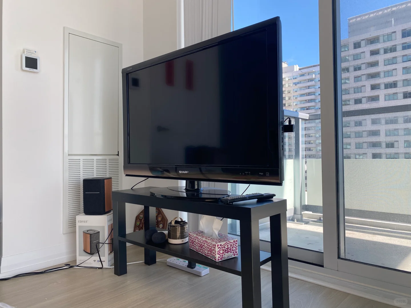 多伦多搬家出闲置 40 吋LCD TV 45🔪