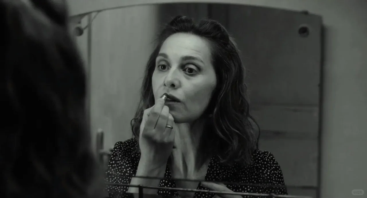 适合妇女节看，三月看，《还有明天》！