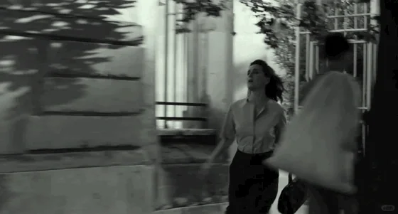 适合妇女节看，三月看，《还有明天》！