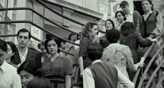 适合妇女节看，三月看，《还有明天》！