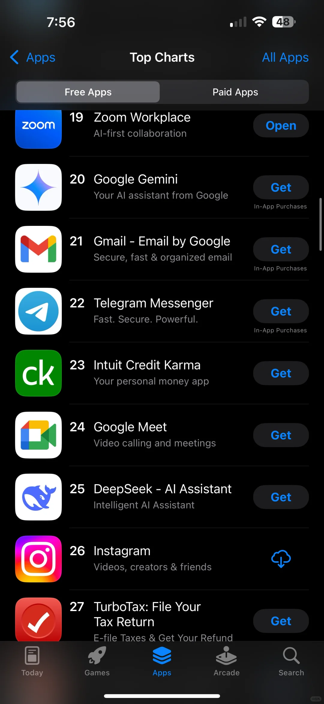 苹果商店免费apps, Deepseek迅速滑落到第25