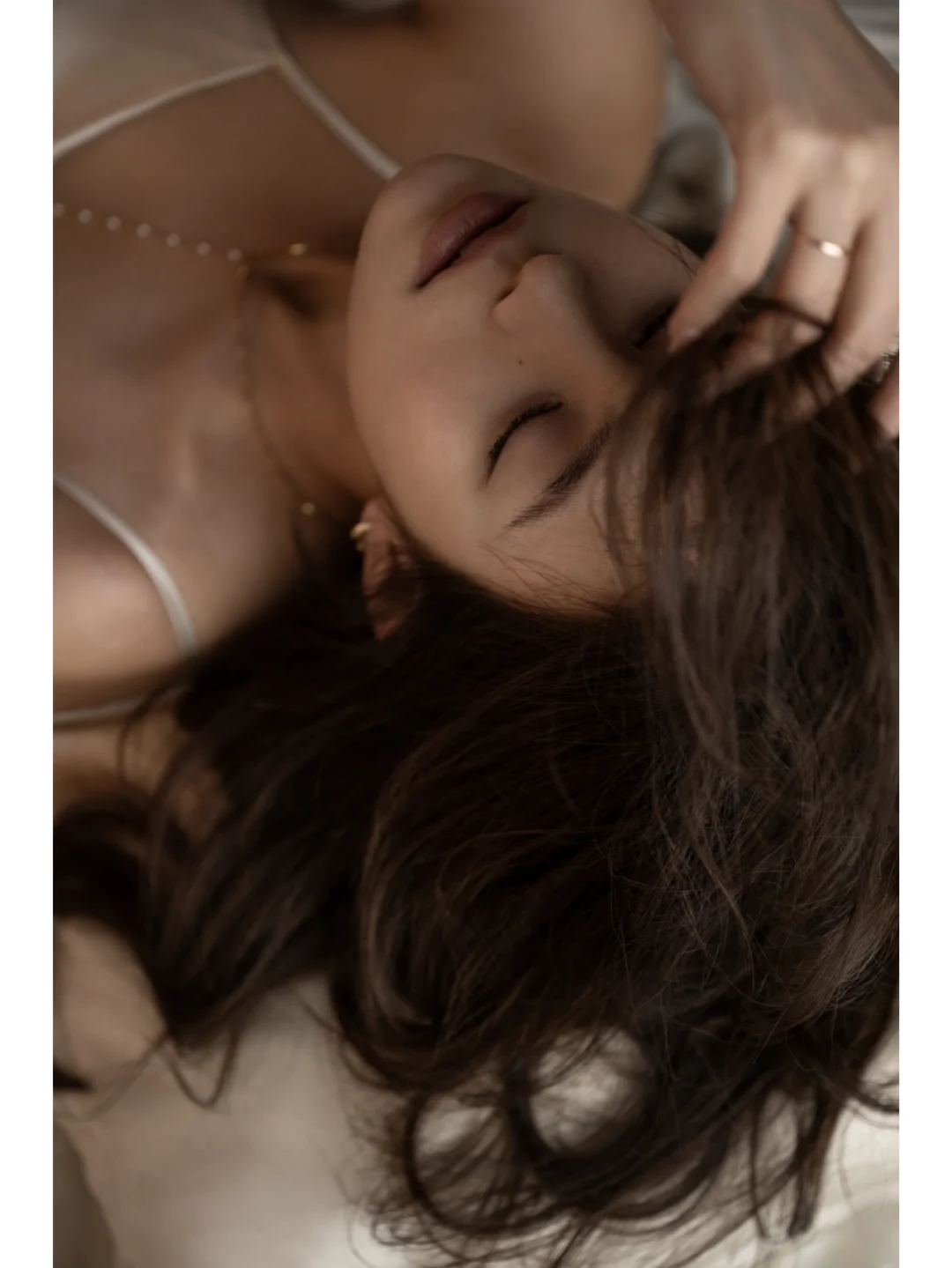 天生的尤物，从不欲擒故纵|杭州私房写真