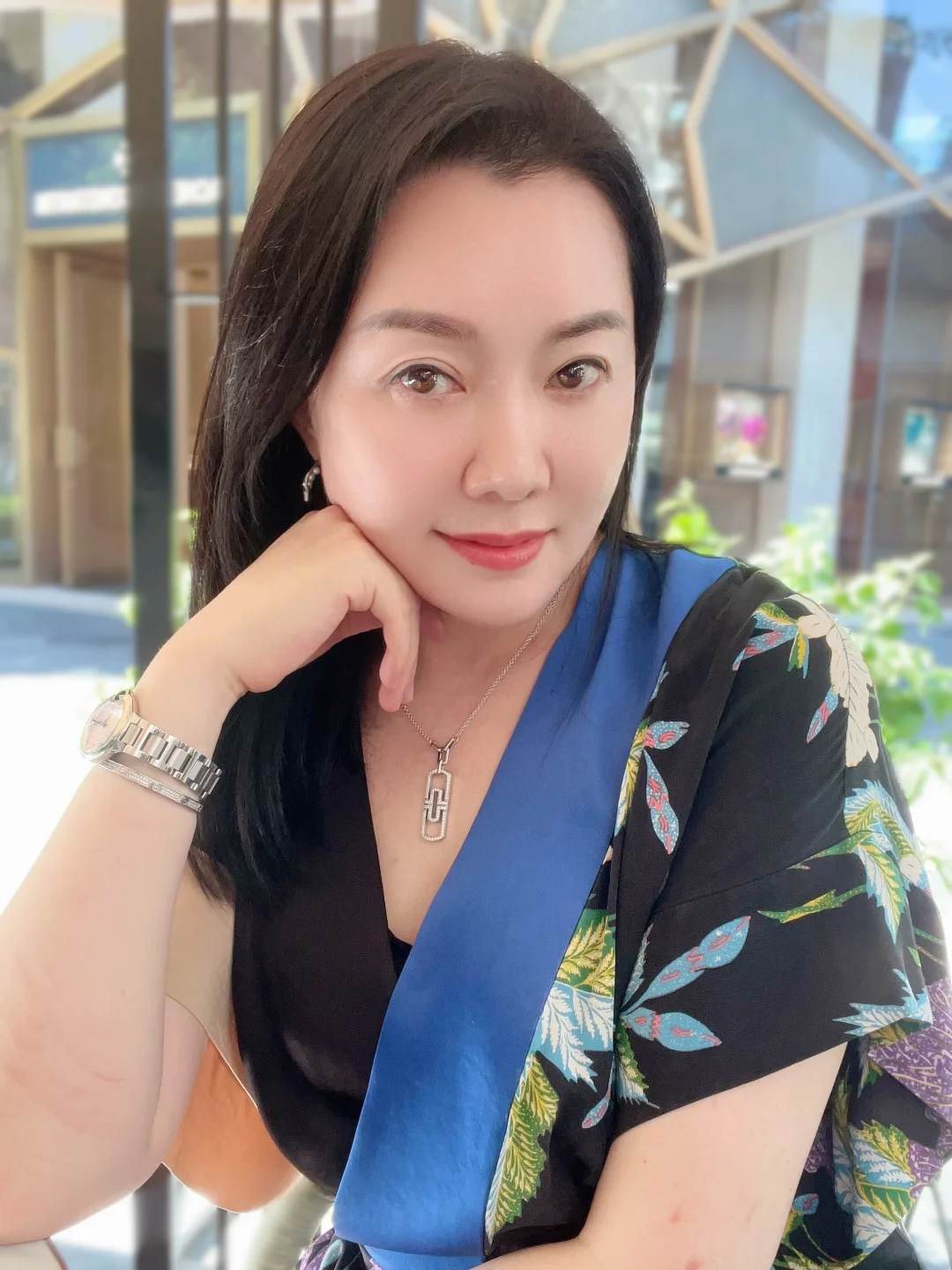 49岁，如何活出女人最美的姿态