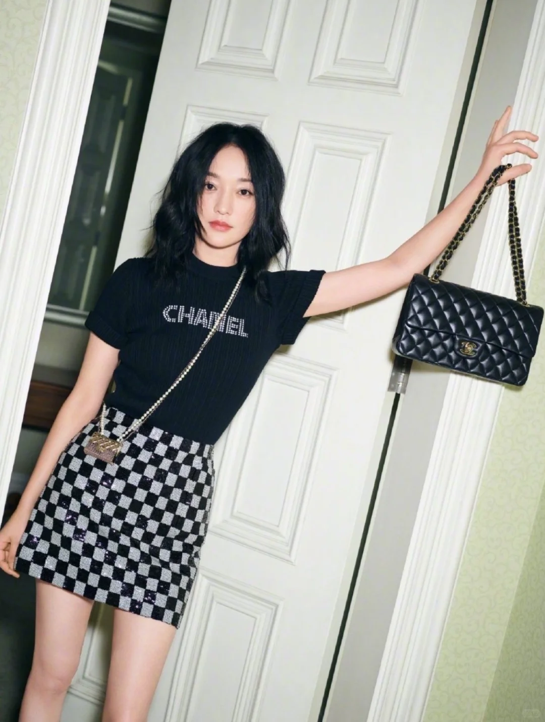 香奈儿黑牛金各种穿搭风格赏析