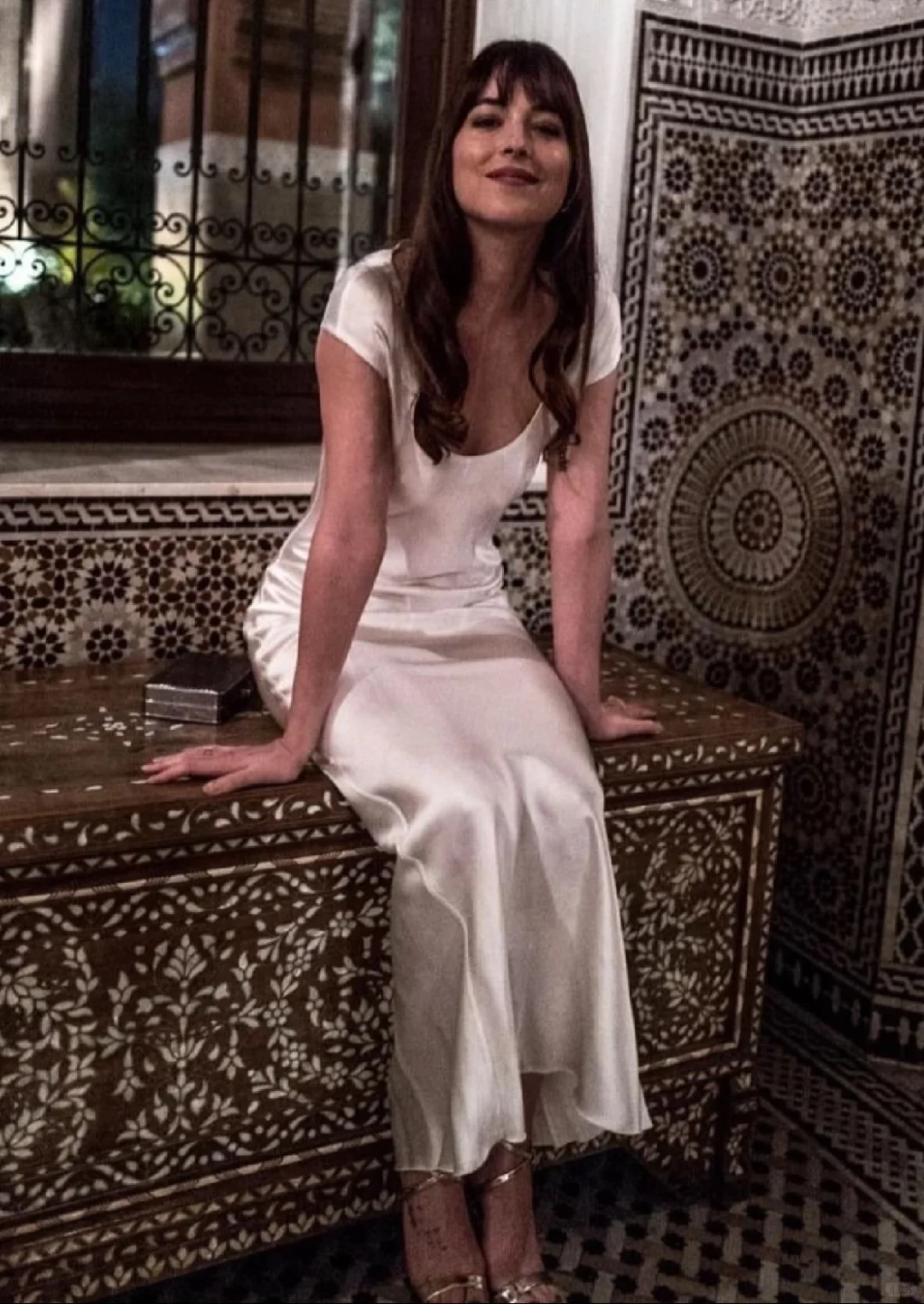 看达妹穿搭，像是回到外企“最好的时光”💔