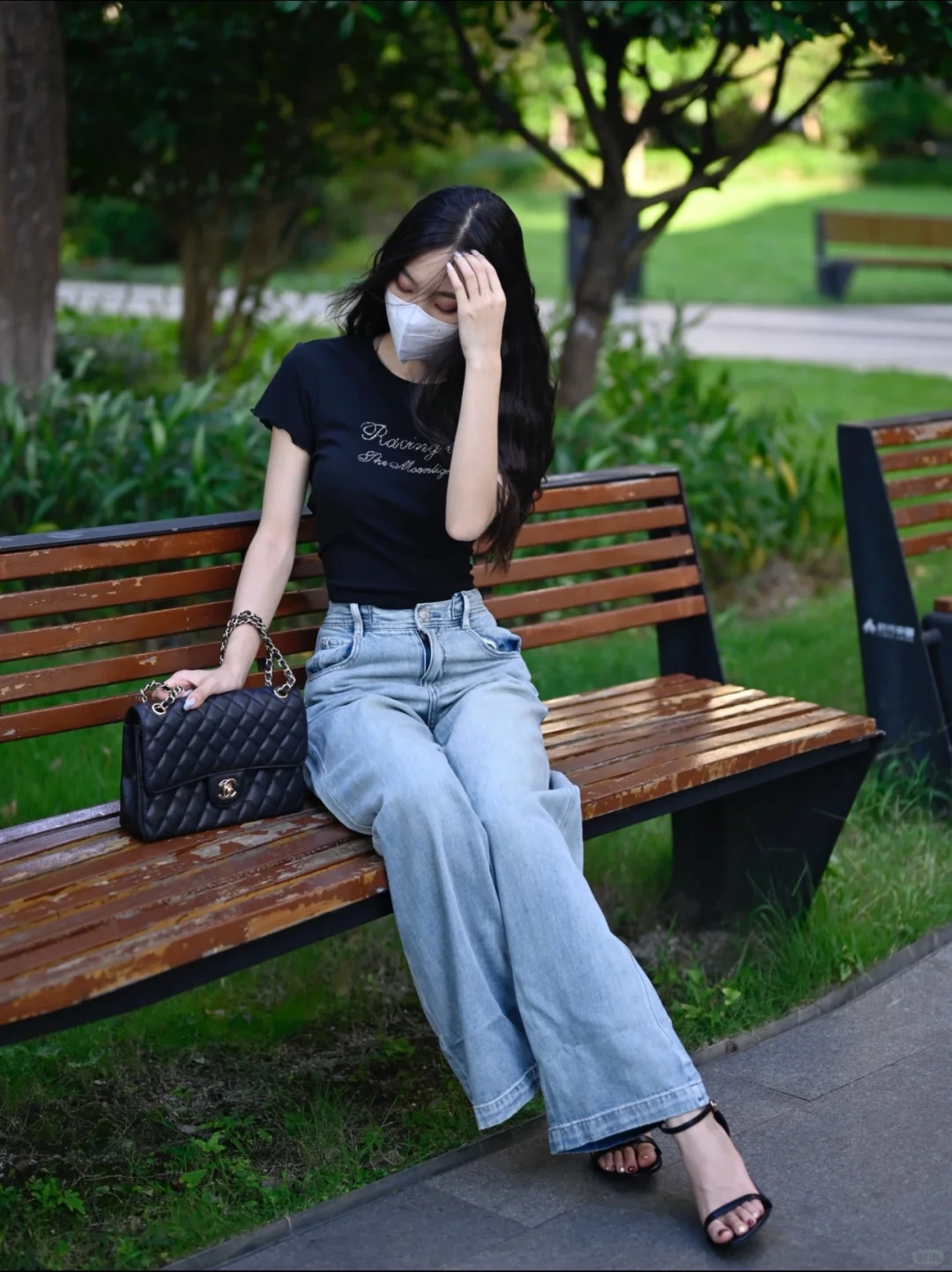 香奈儿黑牛金各种穿搭风格赏析