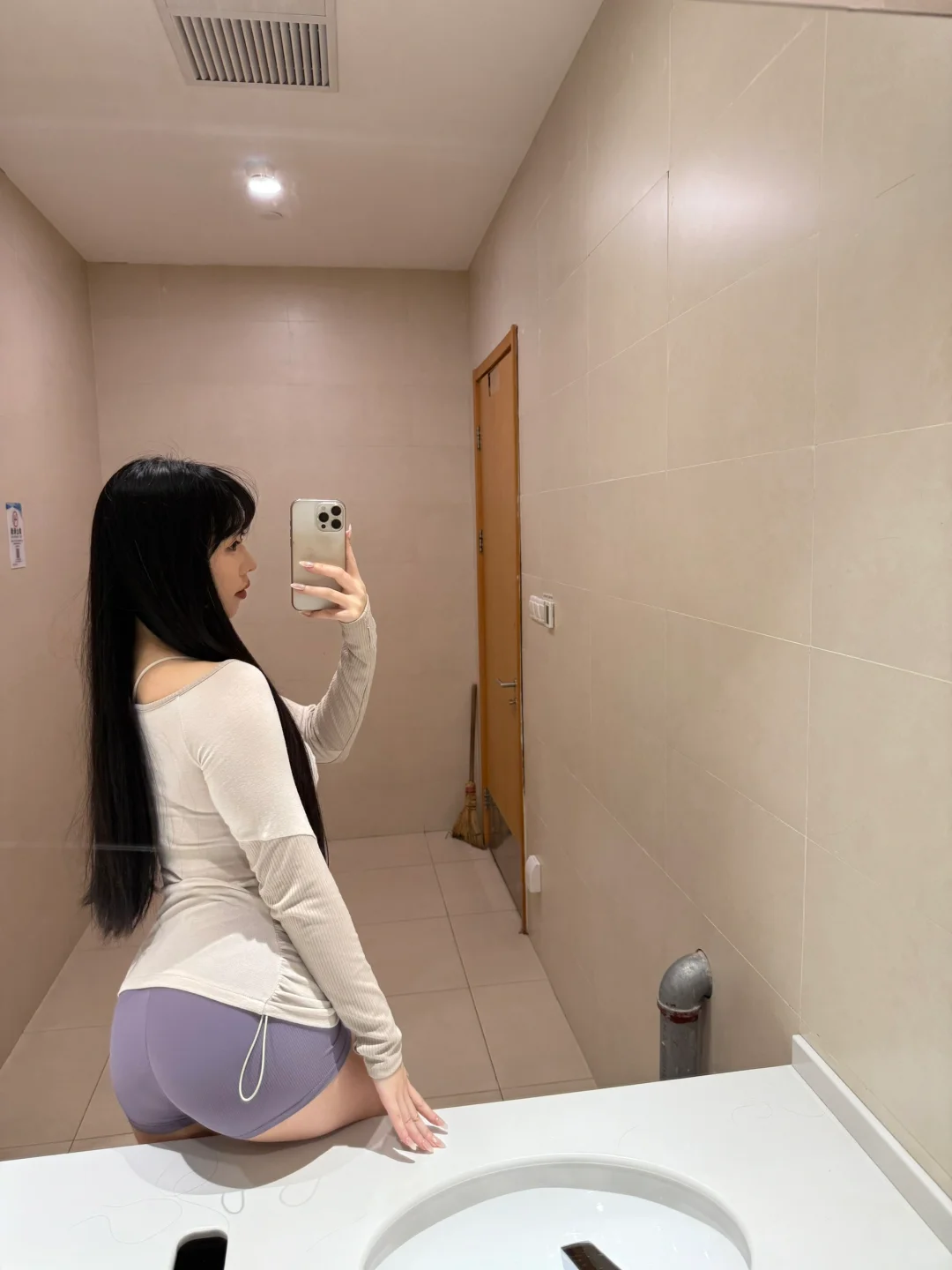 今天的腿有点美丽