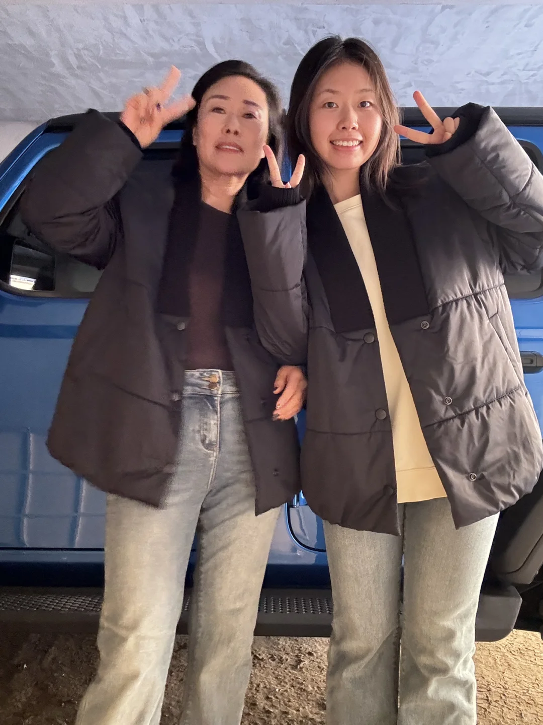 我那48岁但像女大的妈！偷拍 这世界没有女孩子怎么转