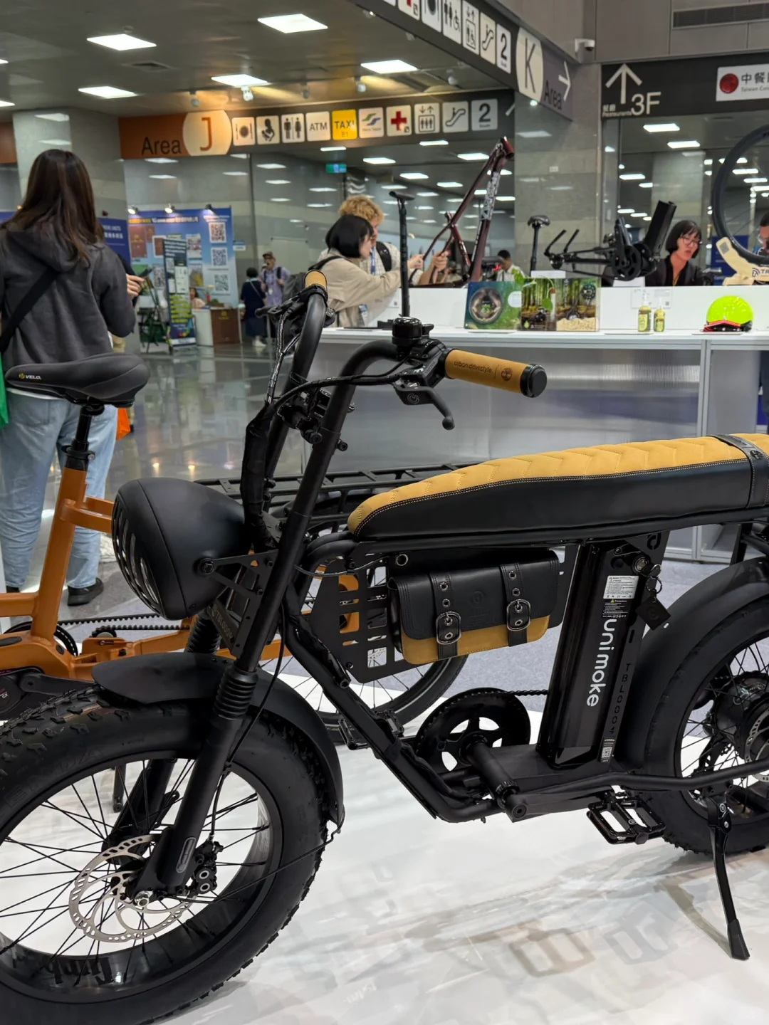 TaiSPO自行车展，可以拼一台车带回去……