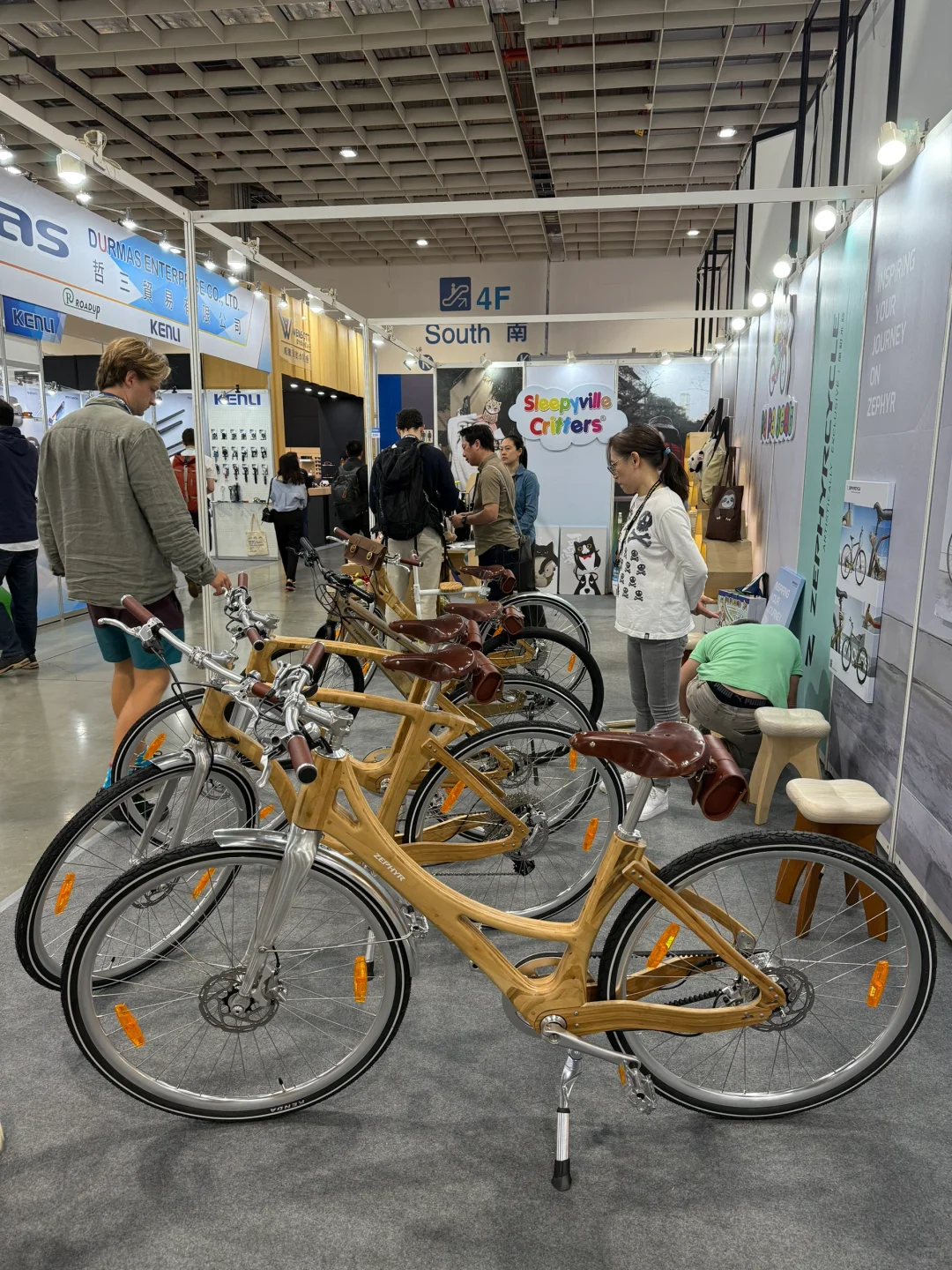 TaiSPO自行车展，可以拼一台车带回去……