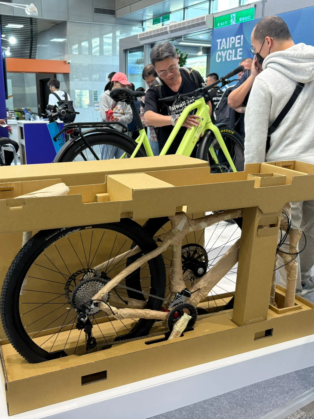 TaiSPO自行车展，可以拼一台车带回去……